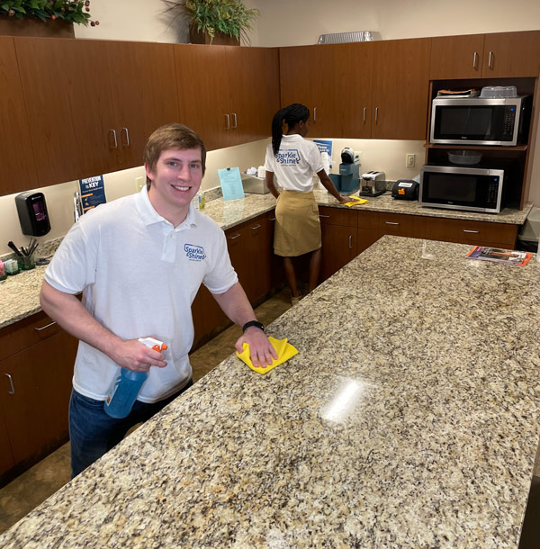 cleaning service in fort myers